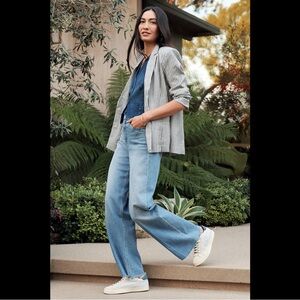 NWT * PAIGE Anessa 31in Raw Hem Wide Leg Jeans in color Park Avenue